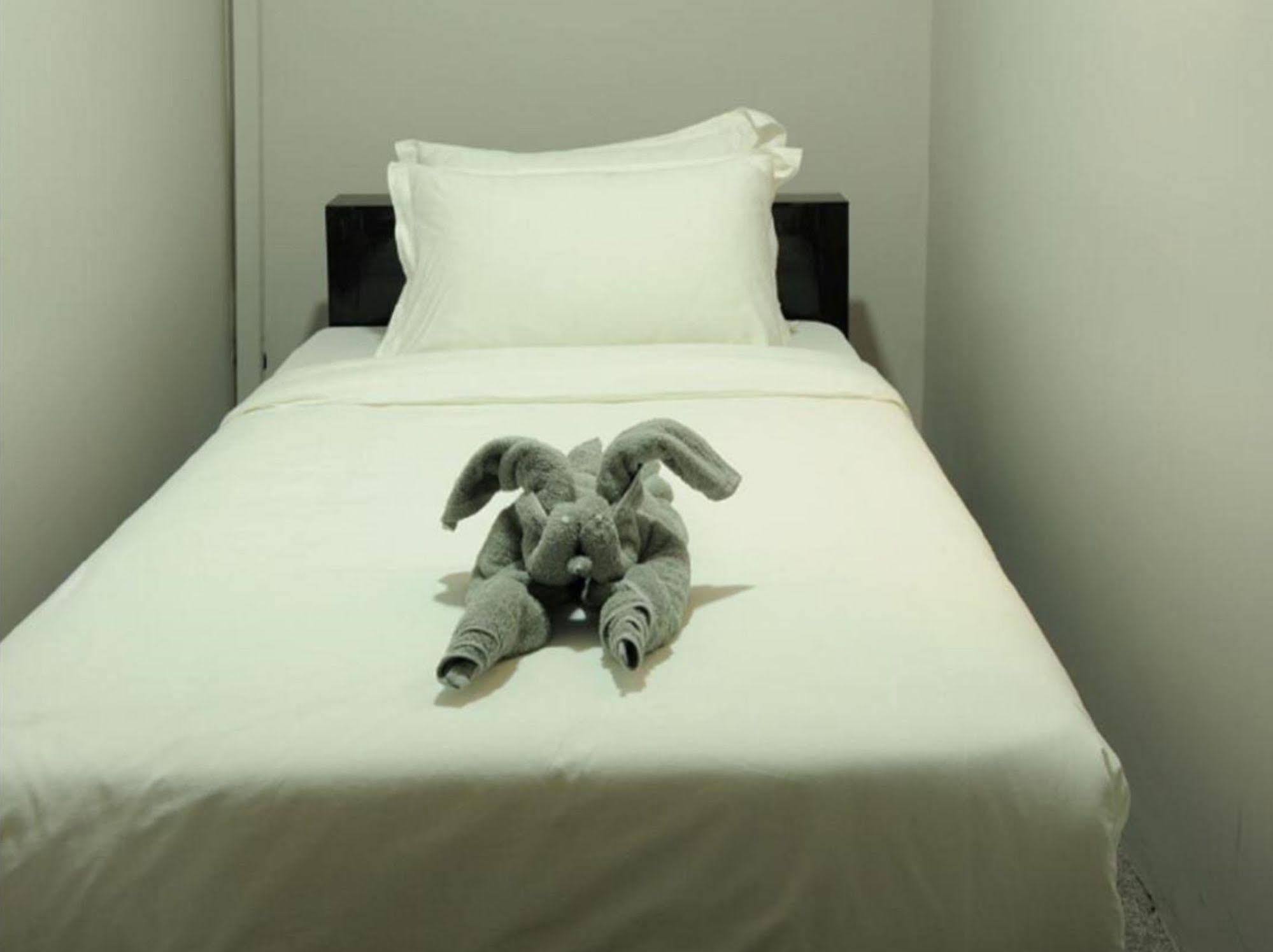 Space Boutique Hostel Rangun Kültér fotó